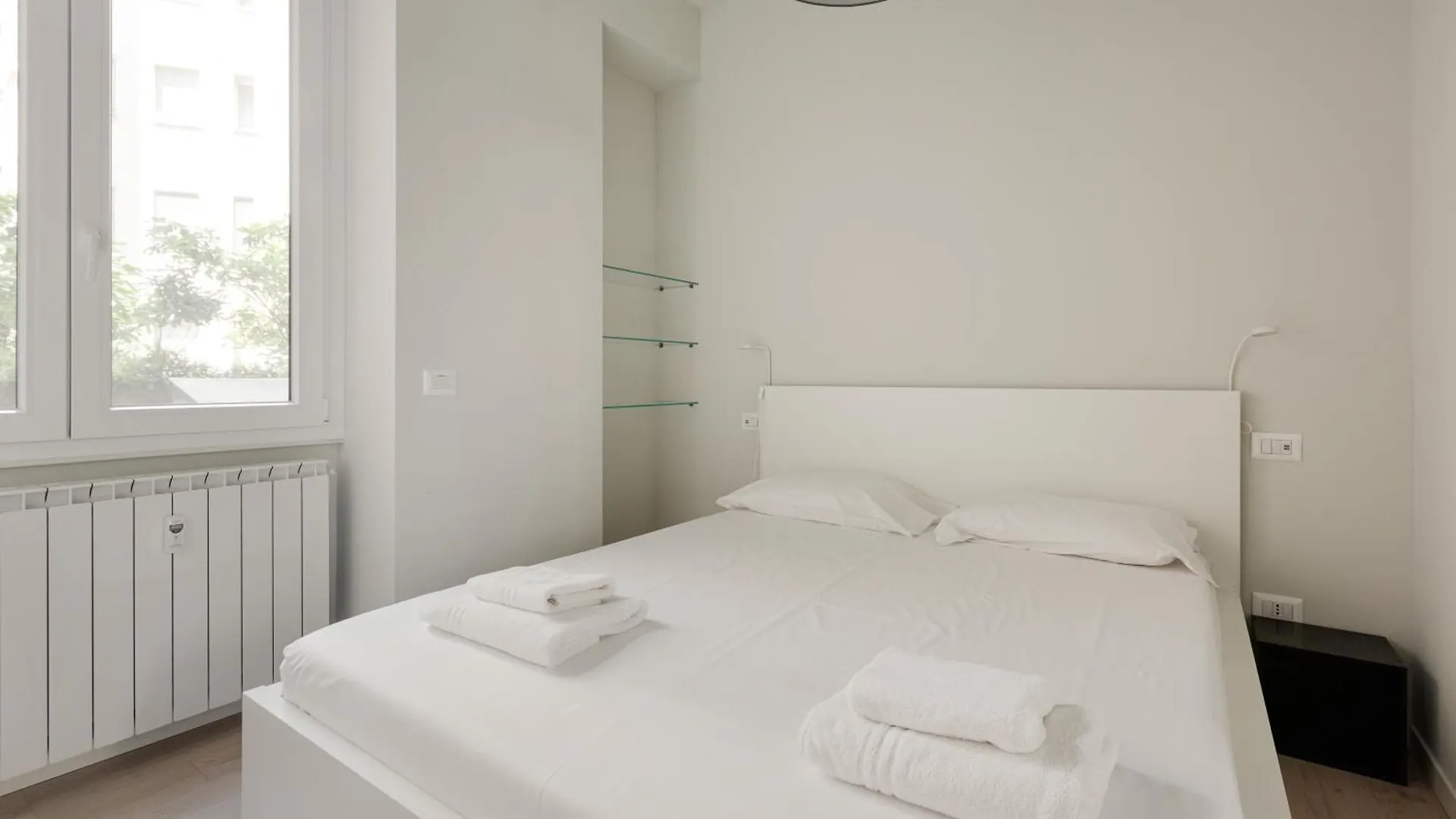 Milan City Life - Renovated Apartment Italy